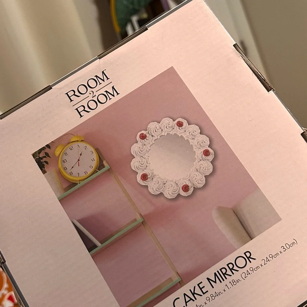 Viral cake mirror